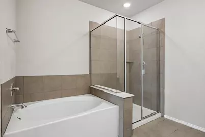 8000 Gangway Drive, Fort Worth, TX 76179 - Photo 18
