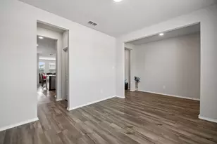 8000 Gangway Dr, Fort Worth, TX 76179 - Photo 14