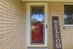 4304 Hodgkins Rd, Lake Worth, TX 76135 - Photo 6