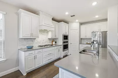 700 Sahallee Drive, Frisco, TX 75033 - Photo 10