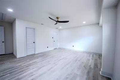 1101 Fouts Drive, Irving, TX 75061 - Photo 32