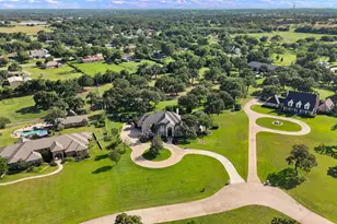 6050 Oak Hollow Dr, Burleson, TX 76028 - Photo 38