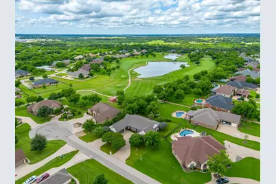 5604 Medinah Court, Granbury, TX 76049 - Photo 4