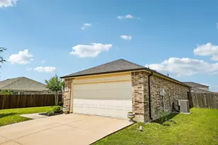 1286 Wysteria Ln, Burleson, TX 76028 - Photo 2