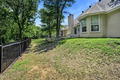102 Manders Court, Runaway Bay, TX 76426 - Photo 34