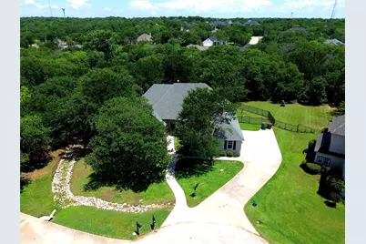 102 Manders Court, Runaway Bay, TX 76426 - Photo 38