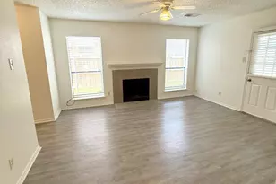 2632 Pinta Cir, Grand Prairie, TX 75052 - Photo 4