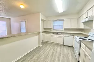 2632 Pinta Cir, Grand Prairie, TX 75052 - Photo 8