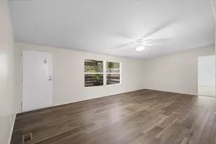 118 Cedar Ridge Dr, Eustace, TX 75124 - Photo 10