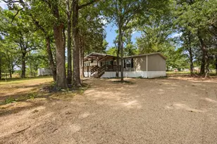 118 Cedar Ridge Dr, Eustace, TX 75124 - Photo 2