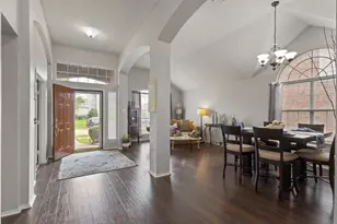 5025 Vineyard Ln, McKinney, TX 75070 - Photo 4