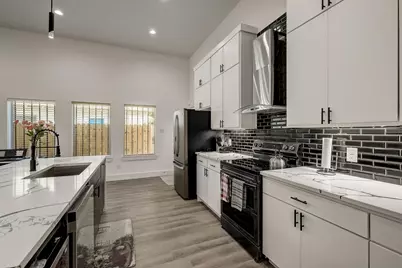 2618 Carpenter Avenue, Dallas, TX 75215 - Photo 12