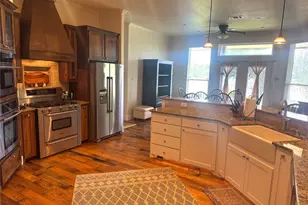 6670 Green Valley Cir, Aubrey, TX 76227 - Photo 6