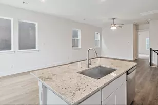 901 Meadowcrest Dr, Plano, TX 75075 - Photo 26