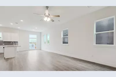 901 Meadowcrest Drive, Plano, TX 75075 - Photo 22