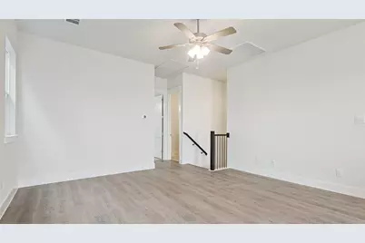 901 Meadowcrest Drive, Plano, TX 75075 - Photo 20