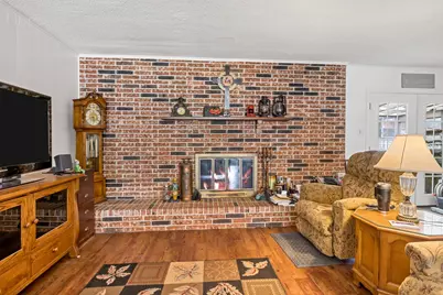 1002 S Lide Avenue, Mt Pleasant, TX 75455 - Photo 6