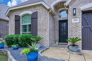 2700 Albany Dr, McKinney, TX 75072 - Photo 2