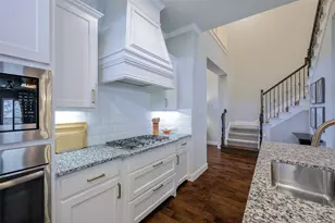 2700 Albany Dr, McKinney, TX 75072 - Photo 12