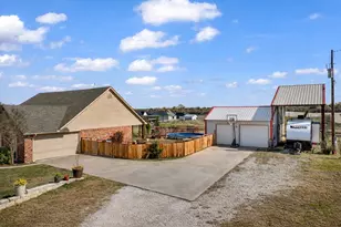 737 Co Rd 4699, Boyd, TX 76023 - Photo 28