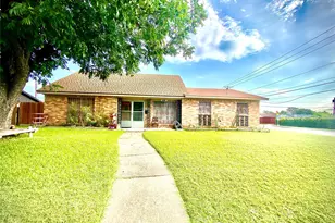 4001 Burning Tree Ln, Garland, TX 75042 - Photo 1