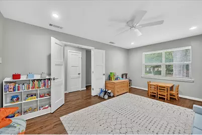 1132 N Cottonwood Drive, Richardson, TX 75080 - Photo 8