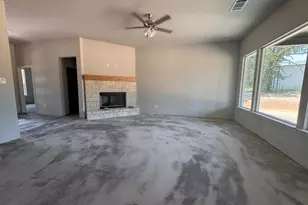 165 Oak Grv Wy, Springtown, TX 76082 - Photo 8