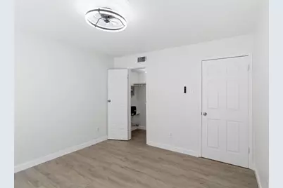 8110 Skillman Street #1034, Dallas, TX 75231 - Photo 22