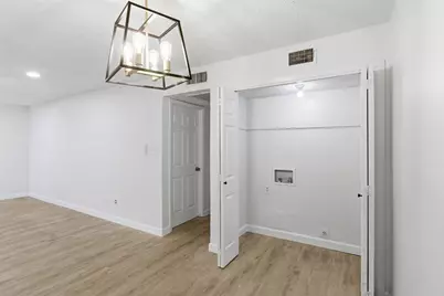 8110 Skillman Street #1034, Dallas, TX 75231 - Photo 12