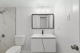 8110 Skillman St, Dallas, TX 75231 - Photo 18