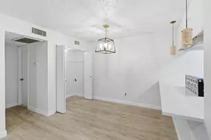 8110 Skillman St, Dallas, TX 75231 - Photo 12