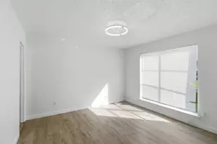8110 Skillman St, Dallas, TX 75231 - Photo 22