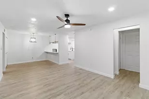 8110 Skillman St, Dallas, TX 75231 - Photo 14