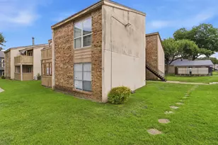 8110 Skillman St, Dallas, TX 75231 - Photo 36