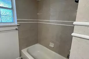 8936 Angleton Pl, Dallas, TX 75243 - Photo 12