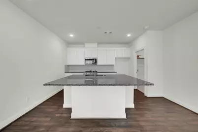 310 Myrtle Beach Drive, Garland, TX 75040 - Photo 10
