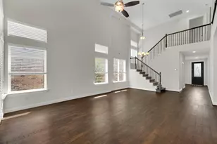 310 Myrtle Beach Dr, Garland, TX 75040 - Photo 6