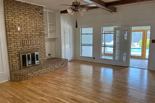 2226 Fall River Dr, Arlington, TX 76006 - Photo 4