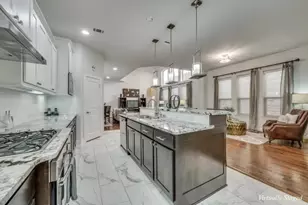 6631 DeLeon St, Irving, TX 75039 - Photo 4