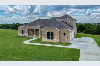 1097 Woodland Road, Weatherford, TX 76088 - Photo 2
