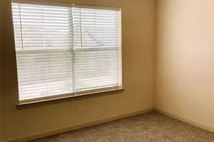 2320 Calendar Ct, Grand Prairie, TX 75050 - Photo 12
