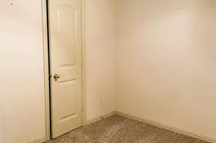 2320 Calendar Ct, Grand Prairie, TX 75050 - Photo 14