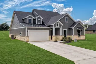 1040 Salvation Dr, Weatherford, TX 76088 - Photo 2