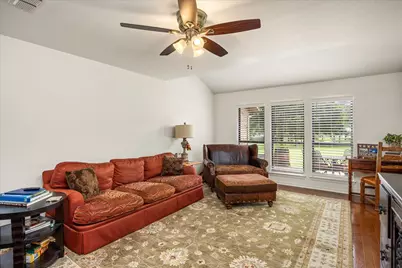 4407 Overlook Court, Granbury, TX 76049 - Photo 10