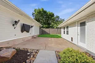 900 Cortez St, Denison, TX 75020 - Photo 32