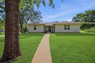 900 Cortez St, Denison, TX 75020 - Photo 2