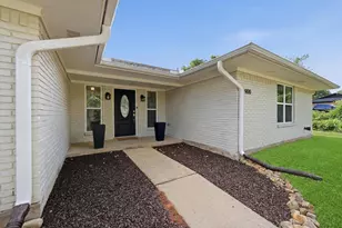 900 Cortez St, Denison, TX 75020 - Photo 4