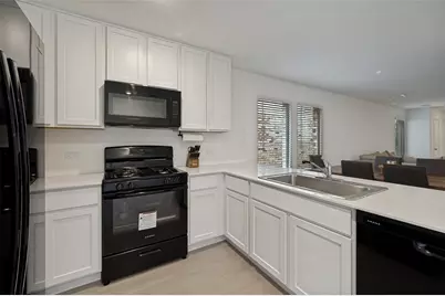 221 Ashbrook Street, Little Elm, TX 75068 - Photo 10