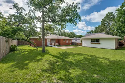 2615 Glenwood Lane, Denton, TX 76209 - Photo 32