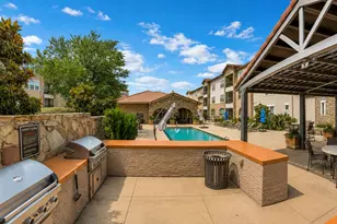 534 Via Amalfi, Irving, TX 75039 - Photo 32